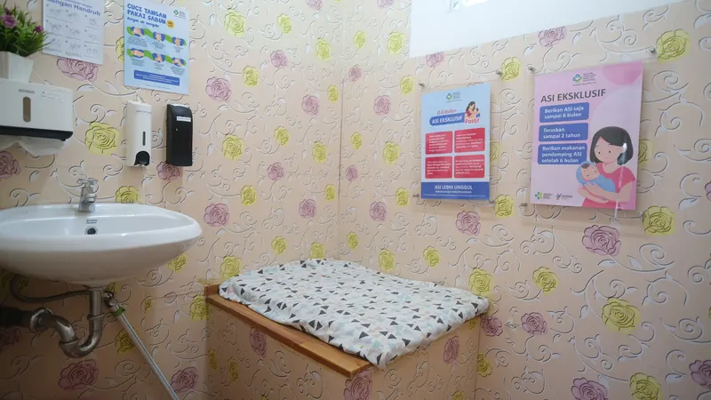 Pojok menyusui (ASI) di Klinik Pratama Waluya Sentosa